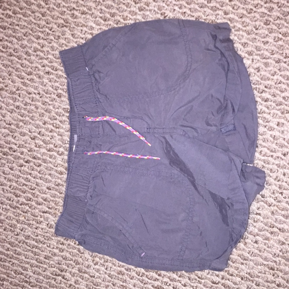 Old Navy gray shorts